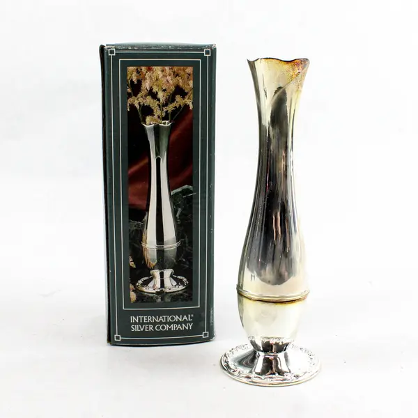 Open Box International Silver Company 7" Silverplated Vase No. 99110398