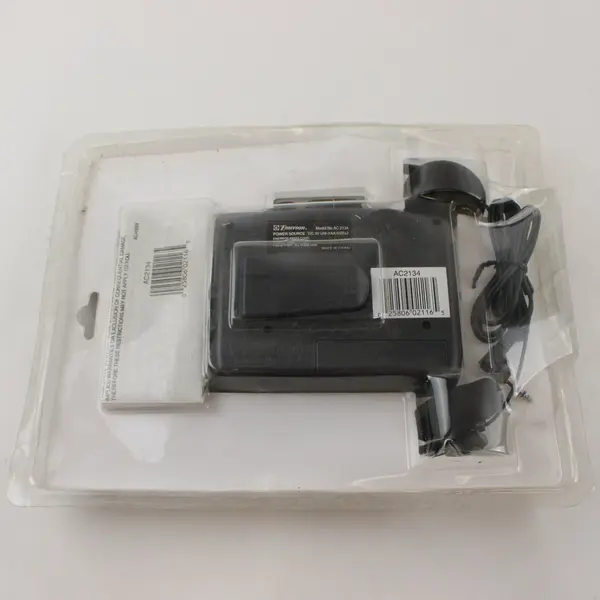 Emerson AC2134 Personal Stereo Cassette Player New in Package