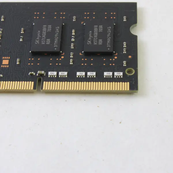 SK hynix 4GB DDR3L PC3L-14900S 1866MHz SODIMM Laptop RAM HMT451S6BFR8A-RD