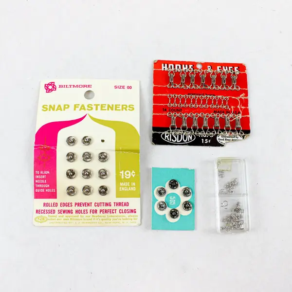 Lot of 4 Sewing Hook & Eye Snap Closures Assorted Accessories