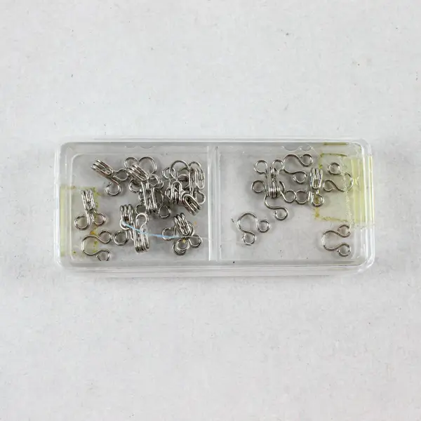 Lot of 4 Sewing Hook & Eye Snap Closures Assorted Accessories
