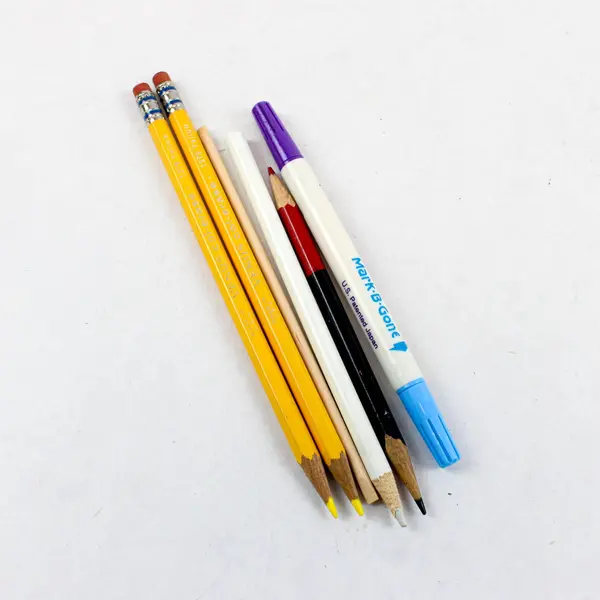 Dritz WISS Lot Assorted Sewing Tools Accessories Tracing Pens Scissors