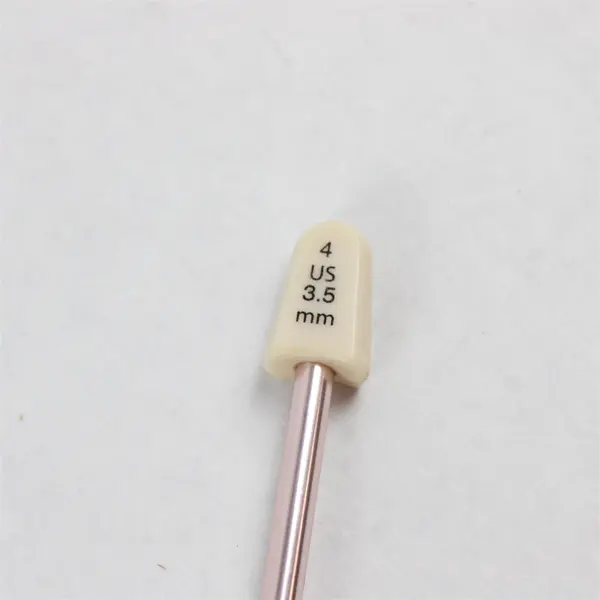 Lot of 2 Susan Bates 14in Aluminum Single Point Knitting Needles Pink 4 US 3.5mm