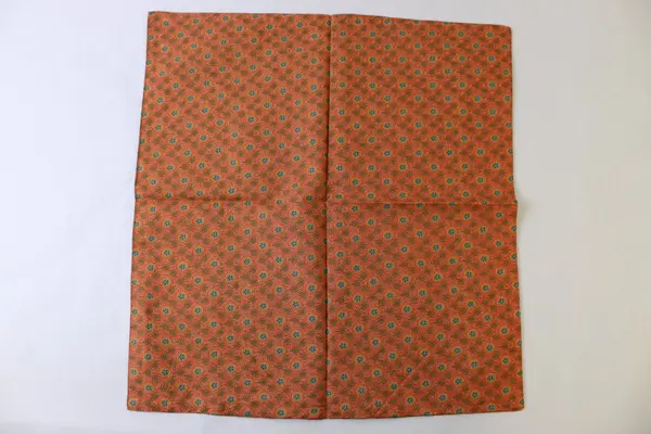 Set of 4 Retro Autumn Colors Floral Pattern Cloth Napkins 16.5" Square 
