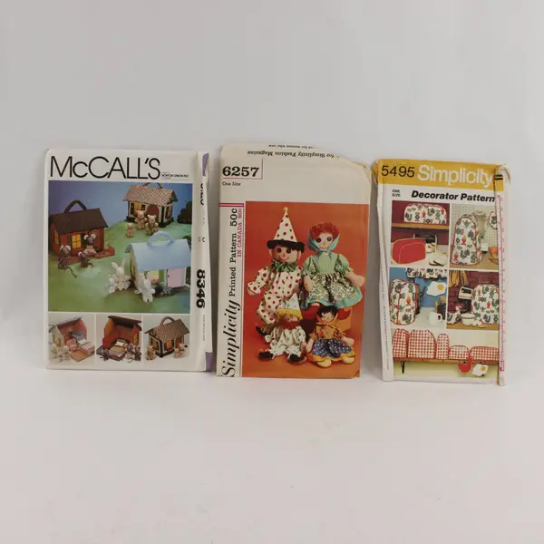 Lot of 3 Vintage Sewing Patterns McCall's 8346 Simplicity 6257 5495