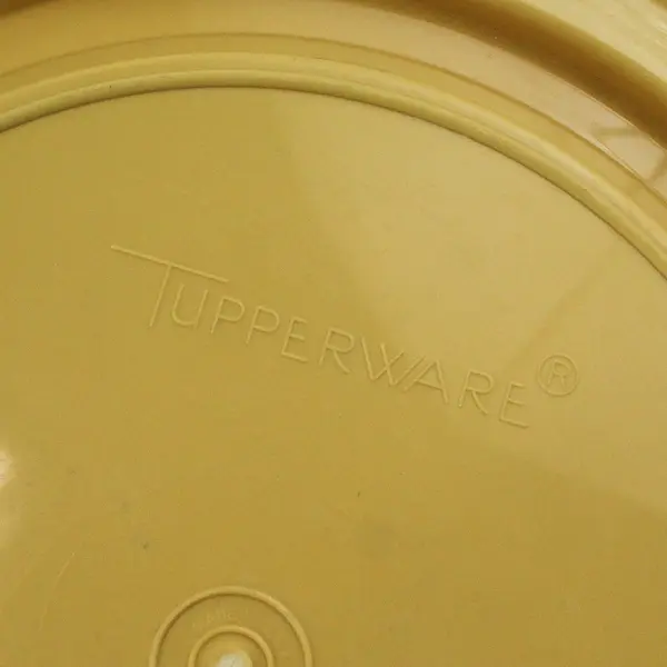 Vintage Tupperware 720-1 Pie Cake Keeper Gold Lid 719-2 NO HANDLE