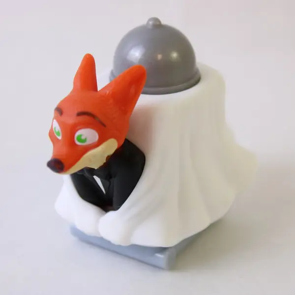 Disney Zootopia 2 Nick Wilde Hiding Out #5 McDonald's Happy Meal Toy 2025 + Box
