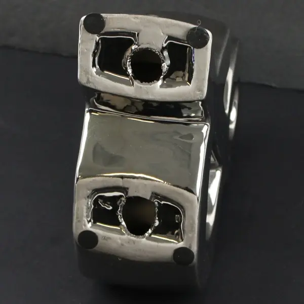 Silver "&" Symbol Sculpture Home Décor