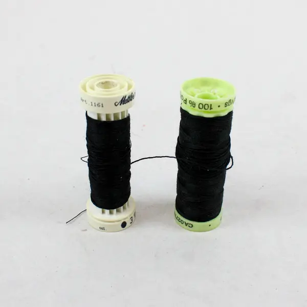 Lot of 9 Sewing Thread Spools Assorted Colors Pre-Owned