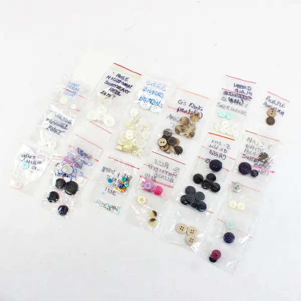 Lot of Assorted Sewing Buttons Mixed Styles Colors Crafts Repairs
