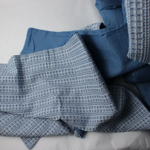 Nicole Miller Home Blue Waffle Comforter Set Full/Queen 3 Piece Shams