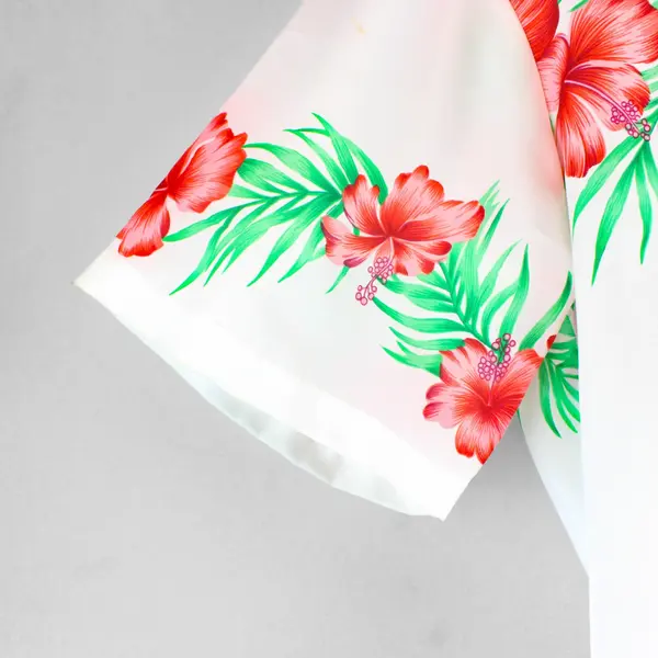 Royal Creations Hawaii Men's Hawaiian Shirt Small Red Green White