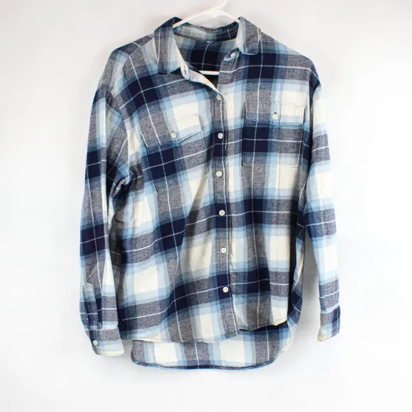 Blue & White Women's Plaid Flannel Shirt Size Medium Estimated Button Down