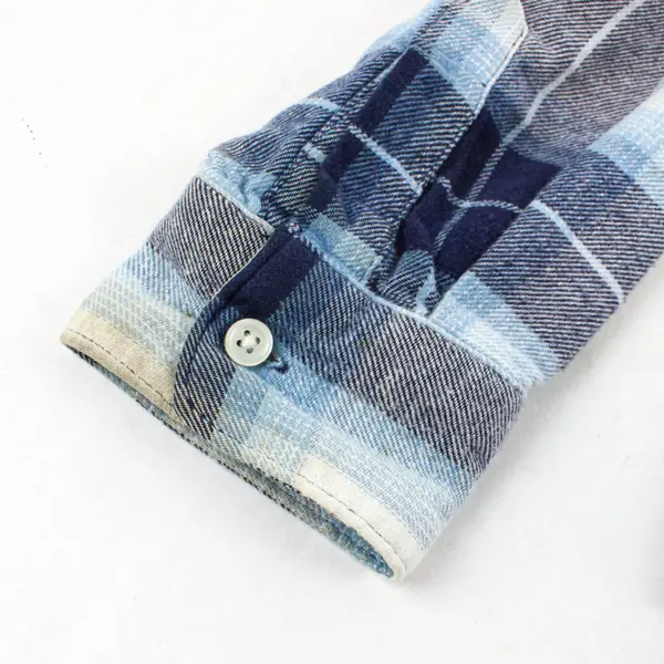 Blue & White Women's Plaid Flannel Shirt Size Medium Estimated Button Down