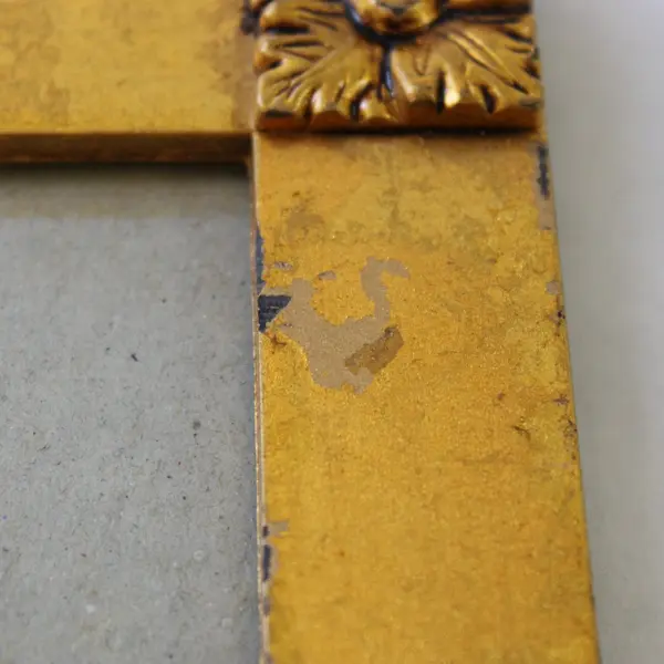 Vintage Gold Finish Ornate Flower Design Tabletop Picture Frame 2.5"x3"