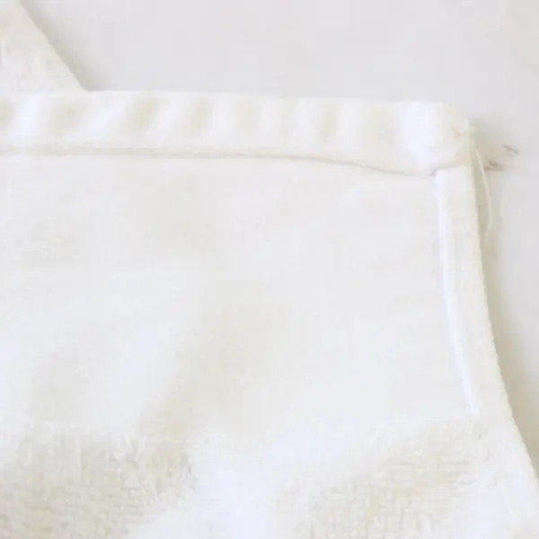 Set of 2 Cynthia Rowley Starfish Embroidered White Hand Towels
