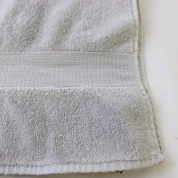 Pottery Barn Light Gray Cotton Bath Towel 26" x 52"