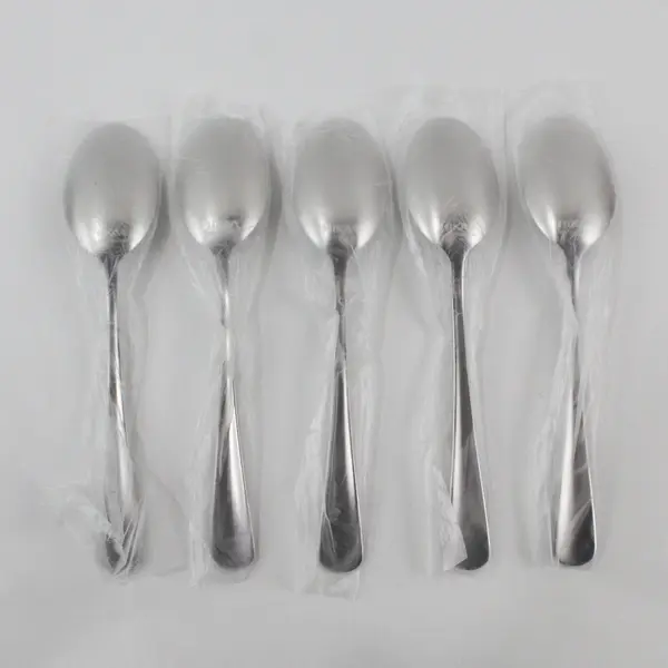 Lot of 5 HIKAA Contemporary Pattern 18/10 SS Oval Soup Spoons New In Plastic 8"