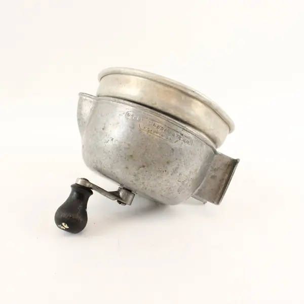 Vintage Dazey Hand Crank Aluminum Speedo Juicer