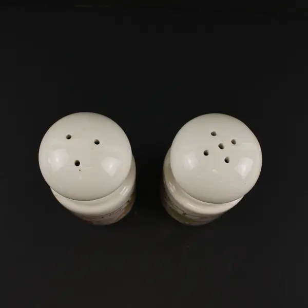 80s Vintage Avon SALT & PEPPER Shakers Country Kitchen