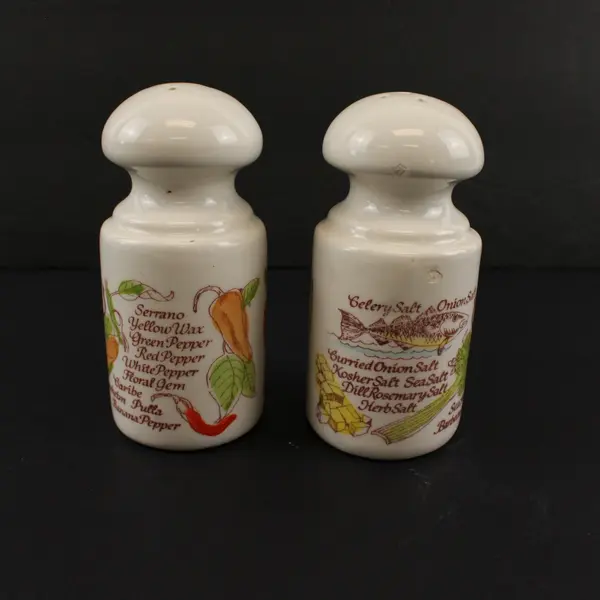80s Vintage Avon SALT & PEPPER Shakers Country Kitchen