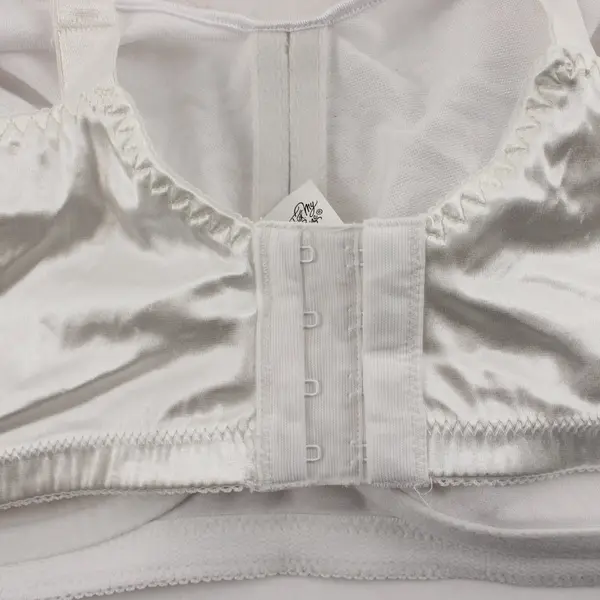 Just My Size White Unlined Wireless Bra Women's Size 46DDD