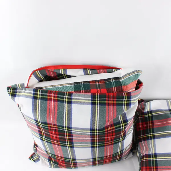 Lot Of 2 Unbranded Matching Multicolor Plaid Square Throw Pillows 17"