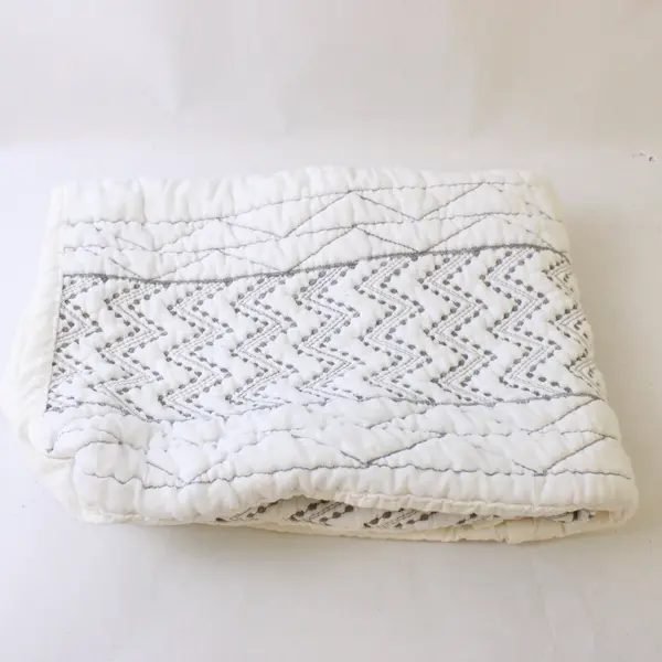 Quilted Rectangular Pillow Sham White Gray Geometric Design 25'' x 18.5''