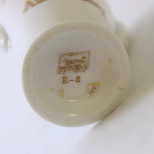 Lefton Porcelain Vase Gold Trim 50th Anniversary Dove E-2