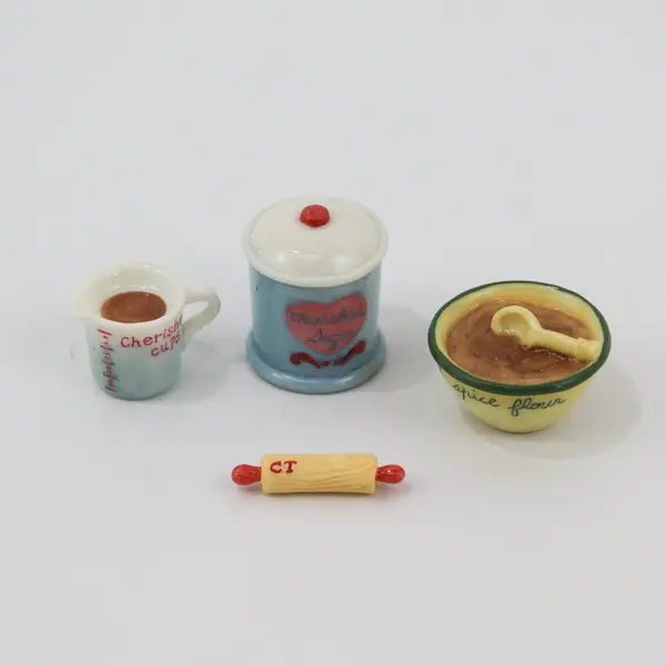 1998 Enesco Priscilla Hillman Cherished Teddies 6 Piece Kitchen Accessories Set 