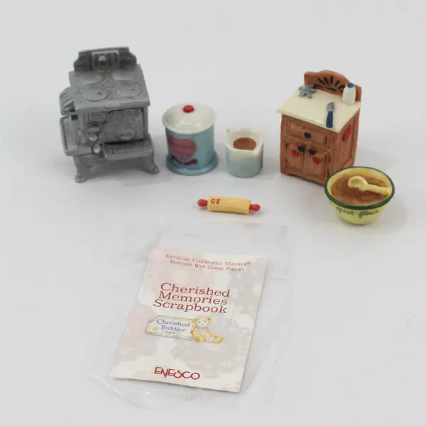 1998 Enesco Priscilla Hillman Cherished Teddies 6 Piece Kitchen Accessories Set 