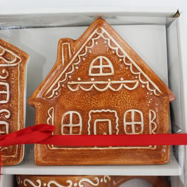 Overjoyed Boutique 4 Piece Gingerbread Cup And Saucer Set
