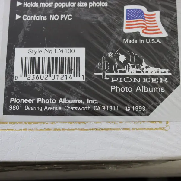 Vintage Pioneer 100 Fast-Stick Photo Album No PVC Photo Safe Made in USA