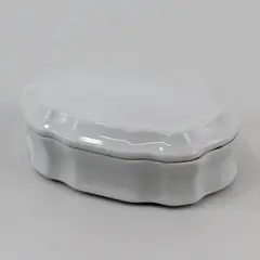 Freddi White Oval Ceramic Bowl And Lid With Scalloped Rim