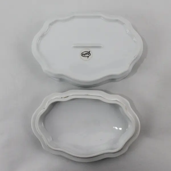 Freddi White Oval Ceramic Bowl And Lid With Scalloped Rim