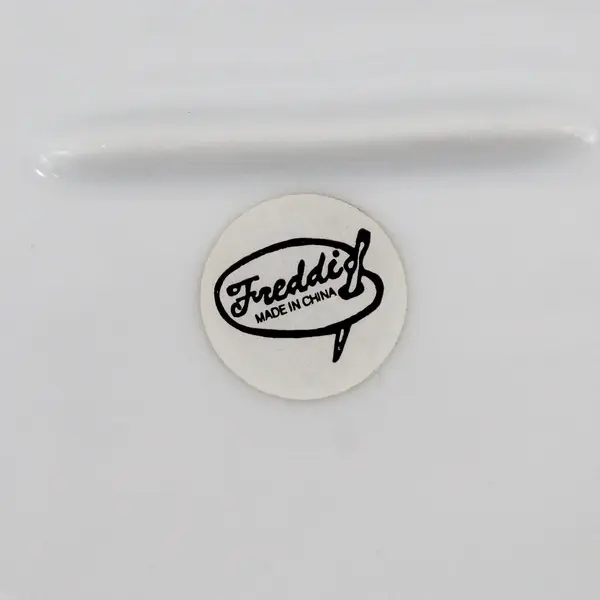 Freddi White Oval Ceramic Bowl And Lid With Scalloped Rim