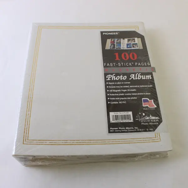Lot of 2 Vintage Pioneer 100 Fast-Stick Page Photo Albums