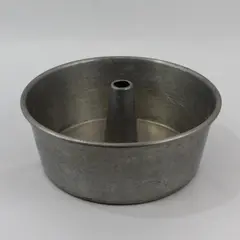 Wear Ever No 94 Aluminum 2 Piece Angel Food Cake Pan 9"