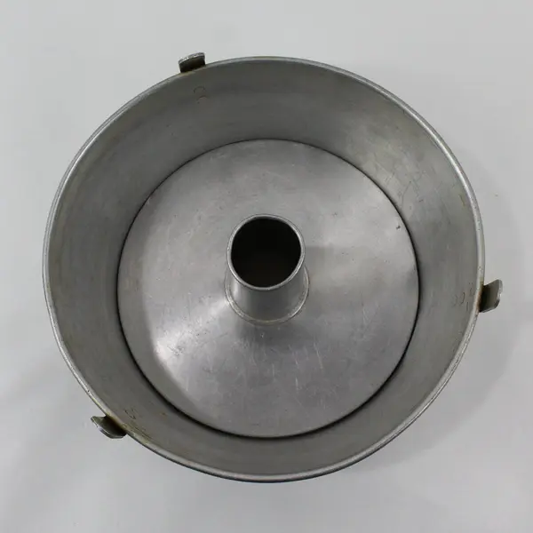 10" Diameter Comet Aluminum 2 piece Angel Food Cake Pan