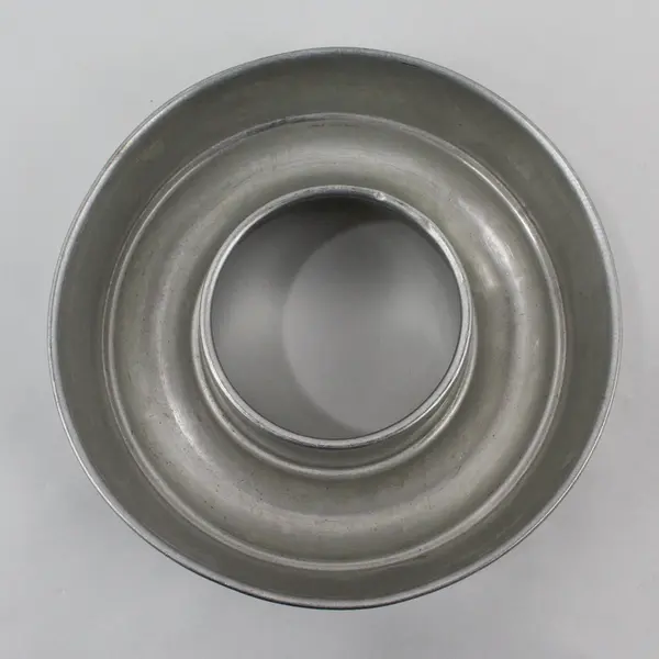 Aluminum Tube Cake Pan Ring Mold 8.75" x 2.5" Deep Vintage Silver