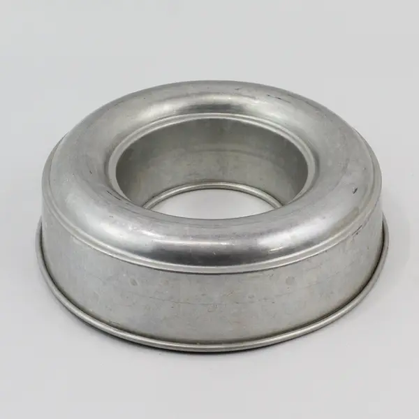 Aluminum Tube Cake Pan Ring Mold 8.75" x 2.5" Deep Vintage Silver