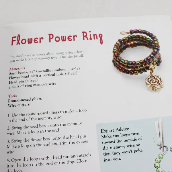 Vintage Beading & Jewelry Making Cool Designs by Rain Newcomb 2005 Paperback