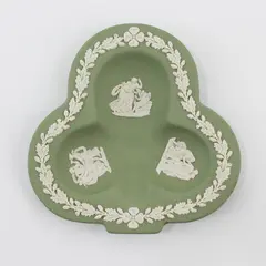 Wedgwood Jasperware Cream on Celadon 3-Section Club Ashtray Made in England