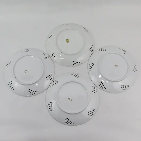 Set of 4 Freddi White Ceramic Plates With Pierced And Scroll Pattern Rims 8.5"
