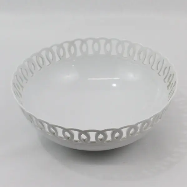 Home Essentials Basic Porcelana Reticulated Rim Porcelain Serving Bowl 10" China