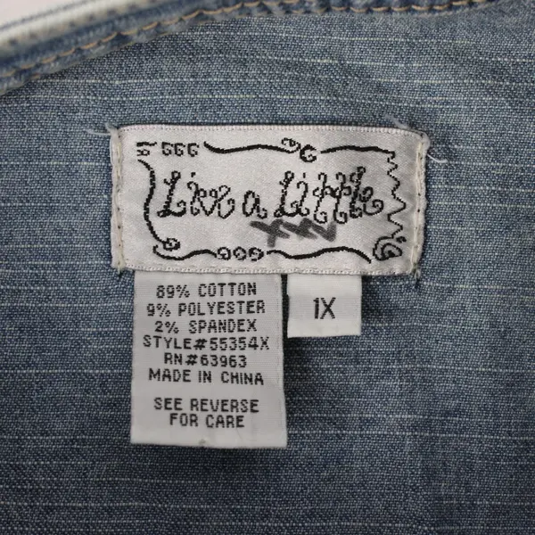 NWT Live a Little Jacket Women’s 1X Blue Distressed Denim Button Jacket 