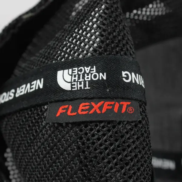 The North Face Flexfit Black Trucker Mesh Hat Men's One Size Fitted