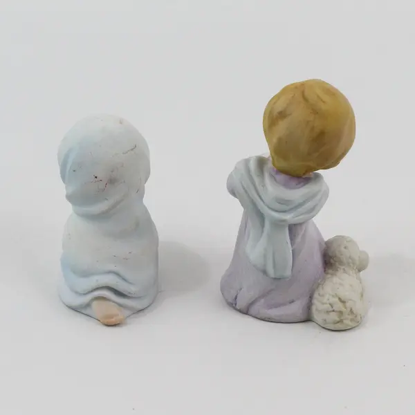 1986 Avon Heavenly Blessings  Porcelain Nativity Figures Mary and Joseph