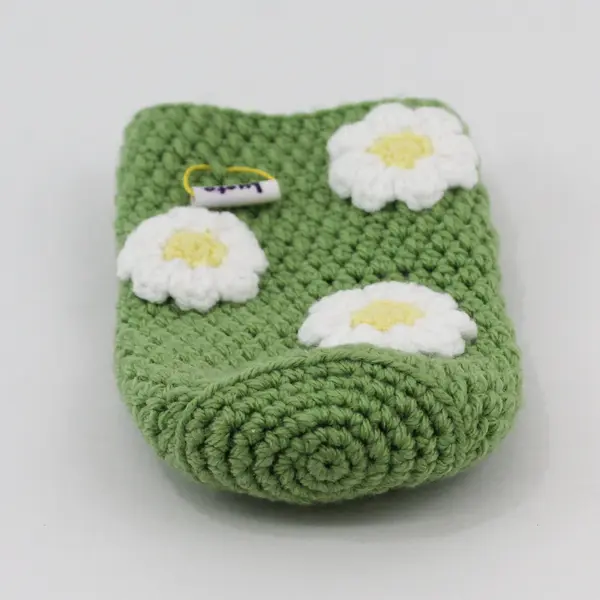 Luoto Handmade Green Crochet Can Koozie Pouch White Daisy Flowers