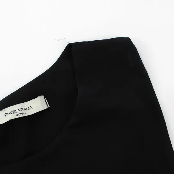 Piazza Italia Black Sleeveless Top Women L Made in Italy Accordion Hem